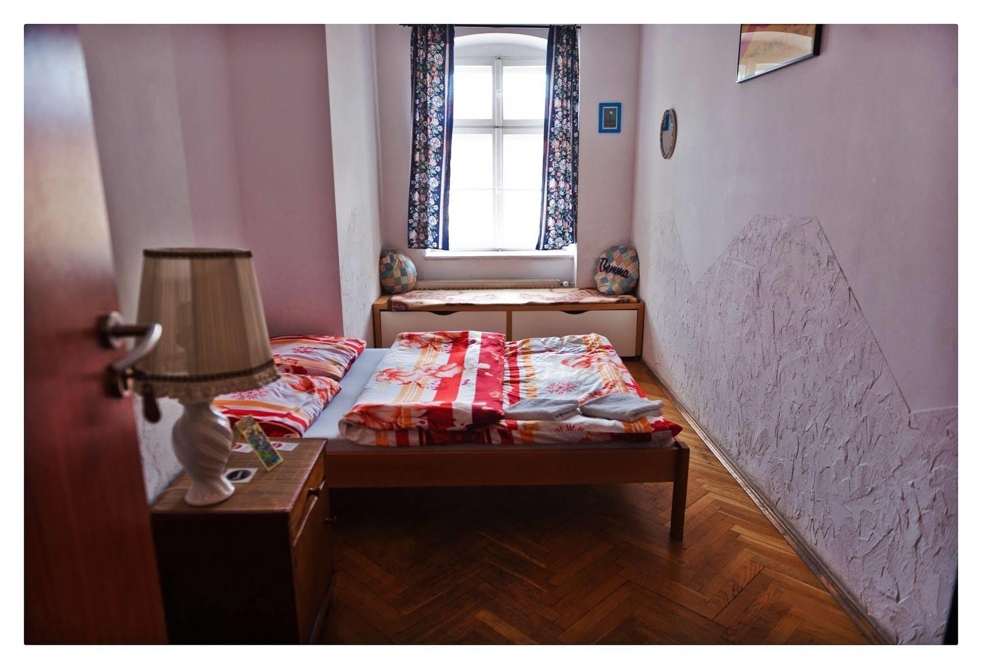 Hostel Bemma - Ozonowane Pokoje Wrocław Exterior foto