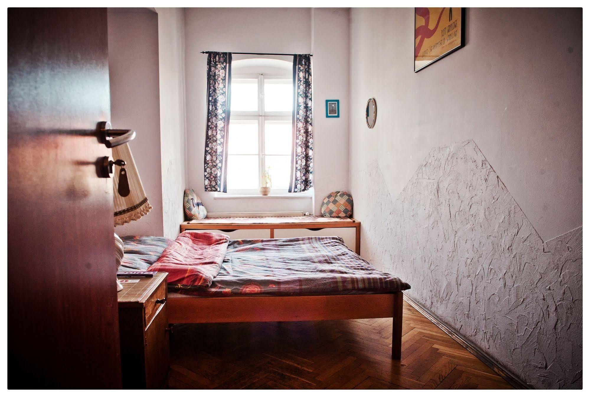 Hostel Bemma - Ozonowane Pokoje Wrocław Exterior foto